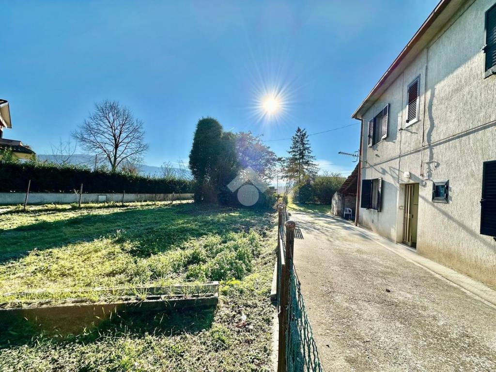 Casa indipendente a Spoleto in frazione Via Cerquestrette, 171 - Foto 4