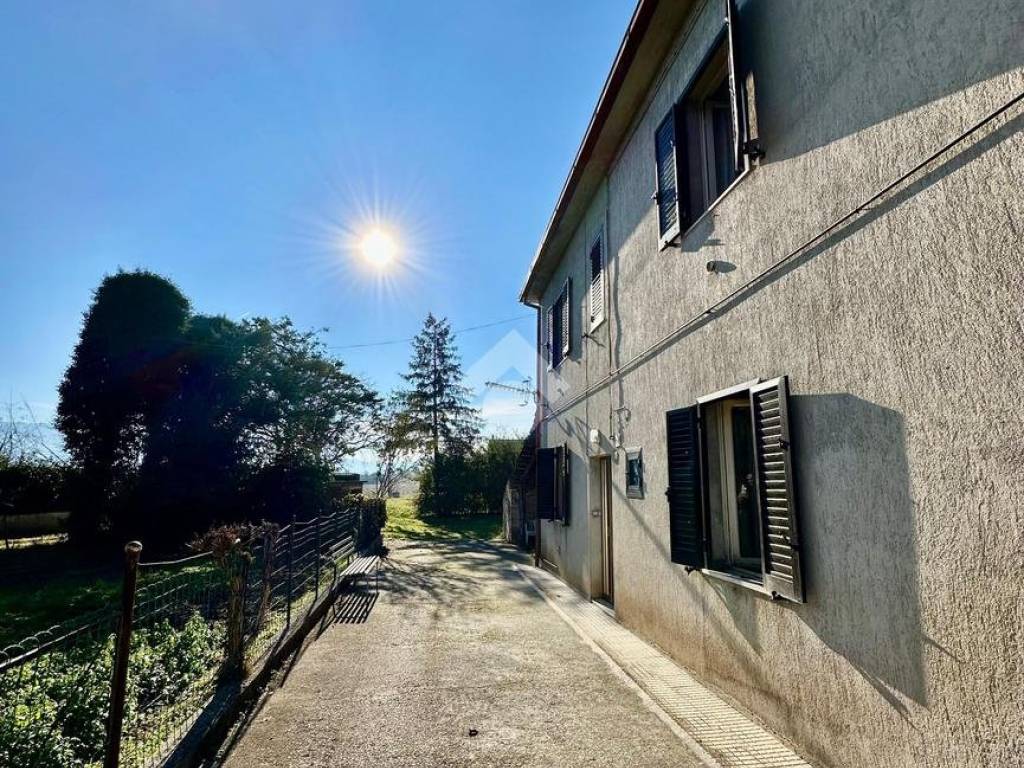 Casa indipendente a Spoleto in frazione Via Cerquestrette, 171 - Foto 5