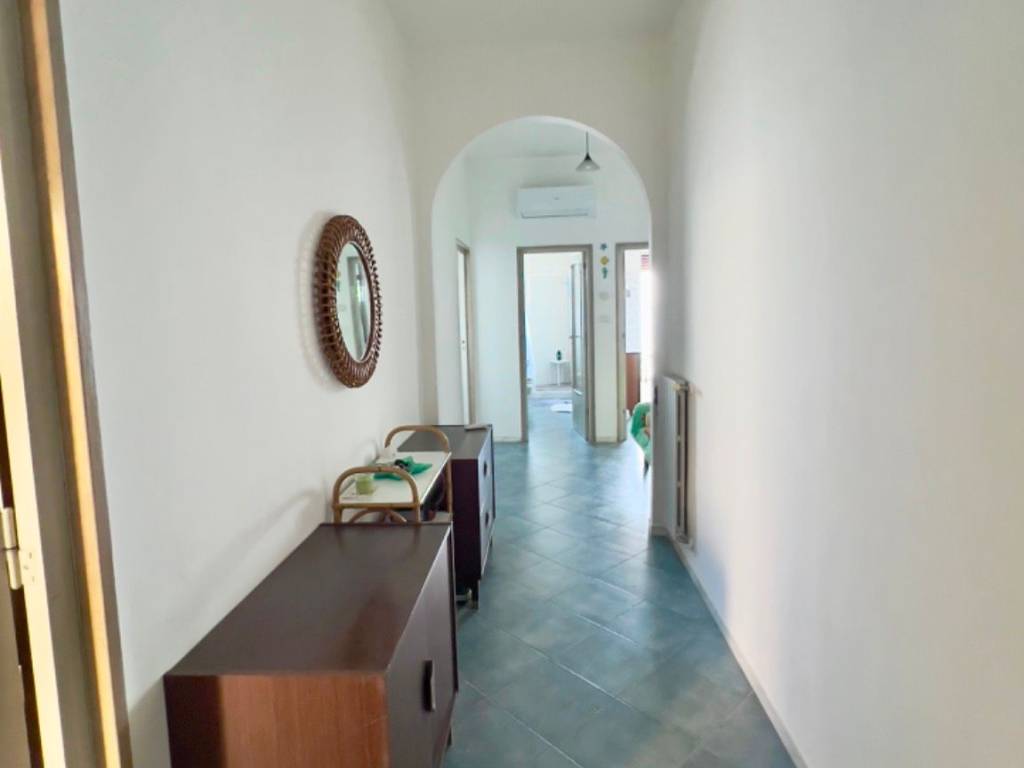 Appartamento a Trani in Lungomare Cristoforo Colombo - Foto 3