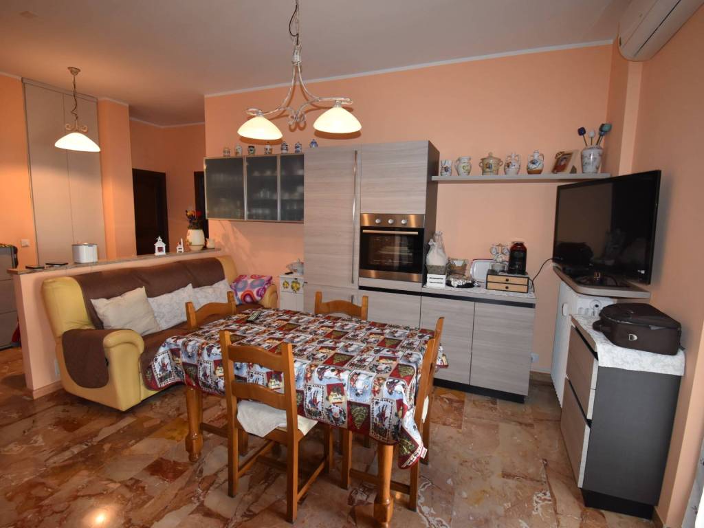 Appartamento a Montegrosso d'asti in Via Re Umberto - Foto 5