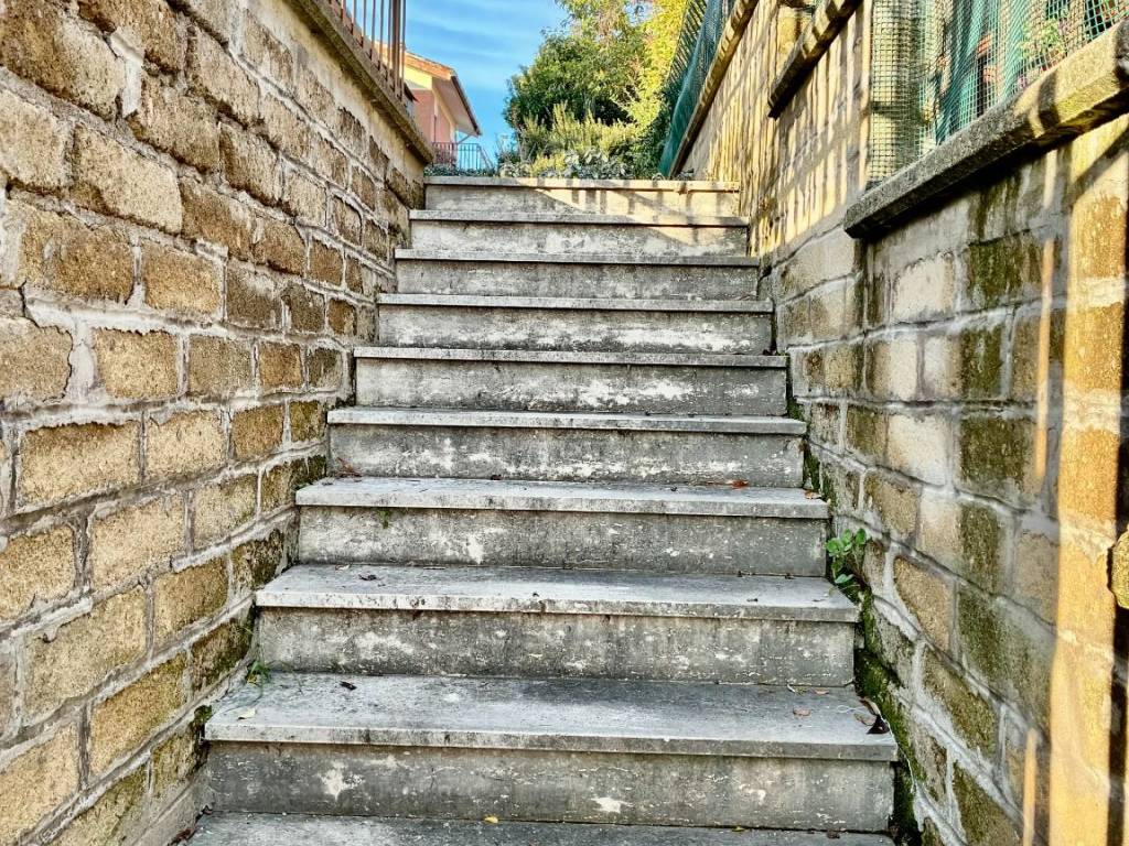 Villa a Castelnuovo di porto in Via Antonino Falzini - Foto 4