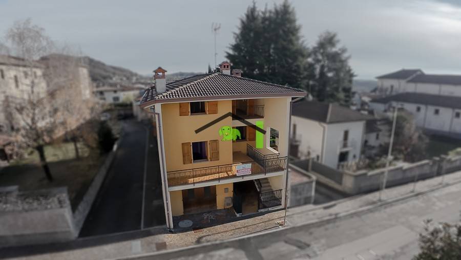 Villa a Pinzano al tagliamento in Viale Vittorio Veneto, 1 - Foto 3