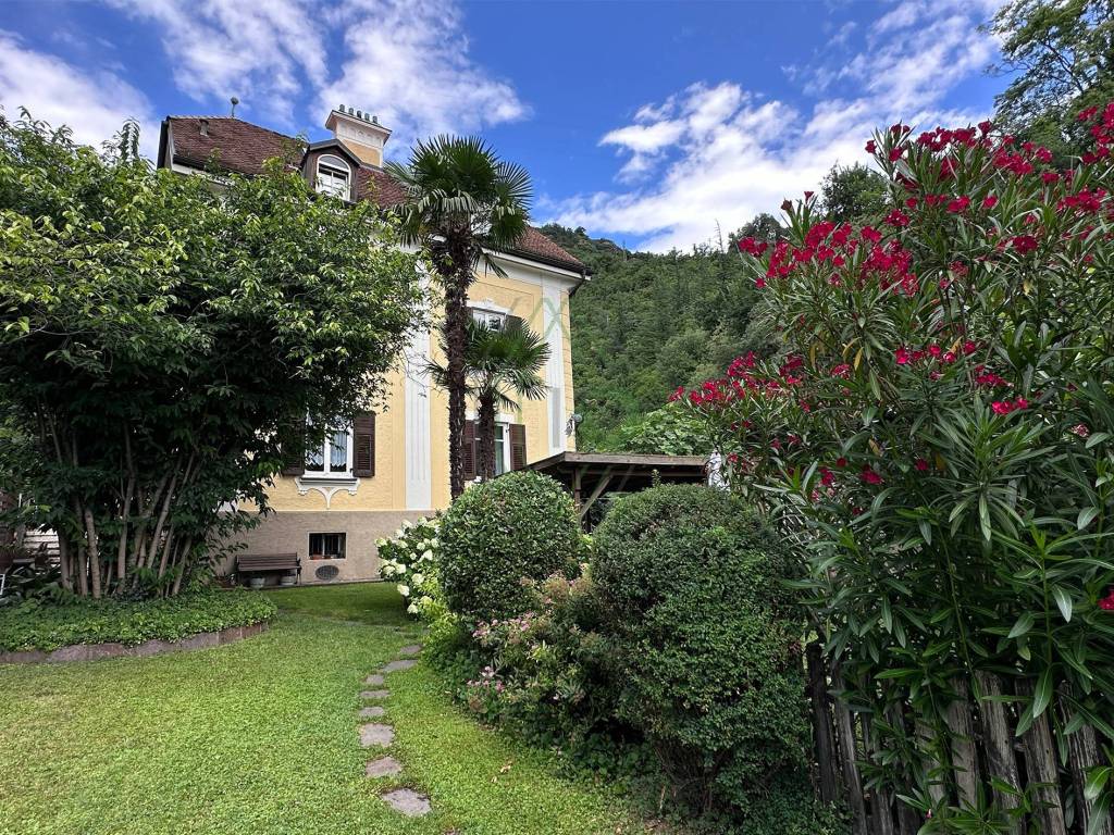 Villa a Bolzano in Via Miramonti - Foto 3