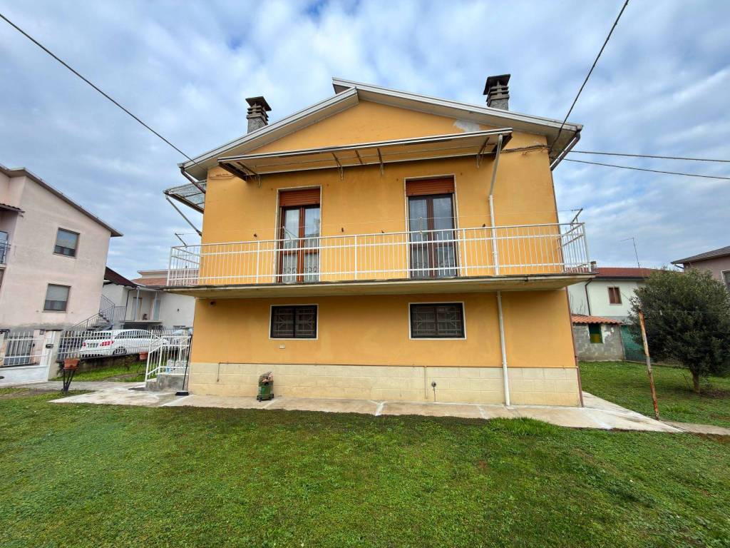 Villa a Monticelli d'ongina in Via Ferragalli - Foto 2