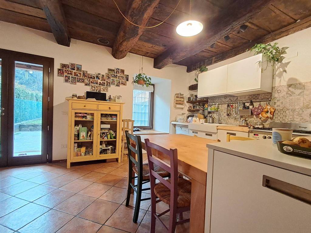 Casa indipendente a La valletta brianza in Via Sara Superiore, 17 - Foto 4