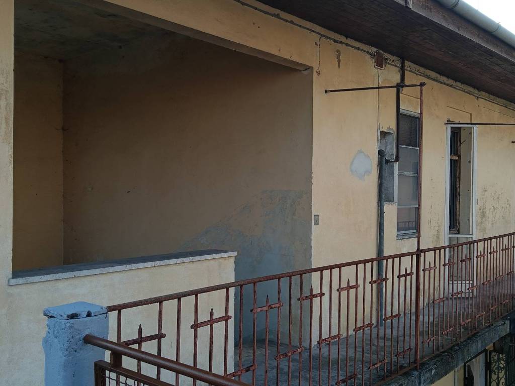 Appartamento a Vercelli in Via Alessandro di Gifflenga, 9 - Foto 3