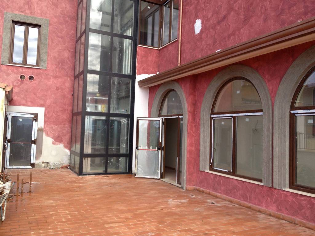 Palazzo / stabile a Serrone in Piazza Francesco Pais - Foto 5
