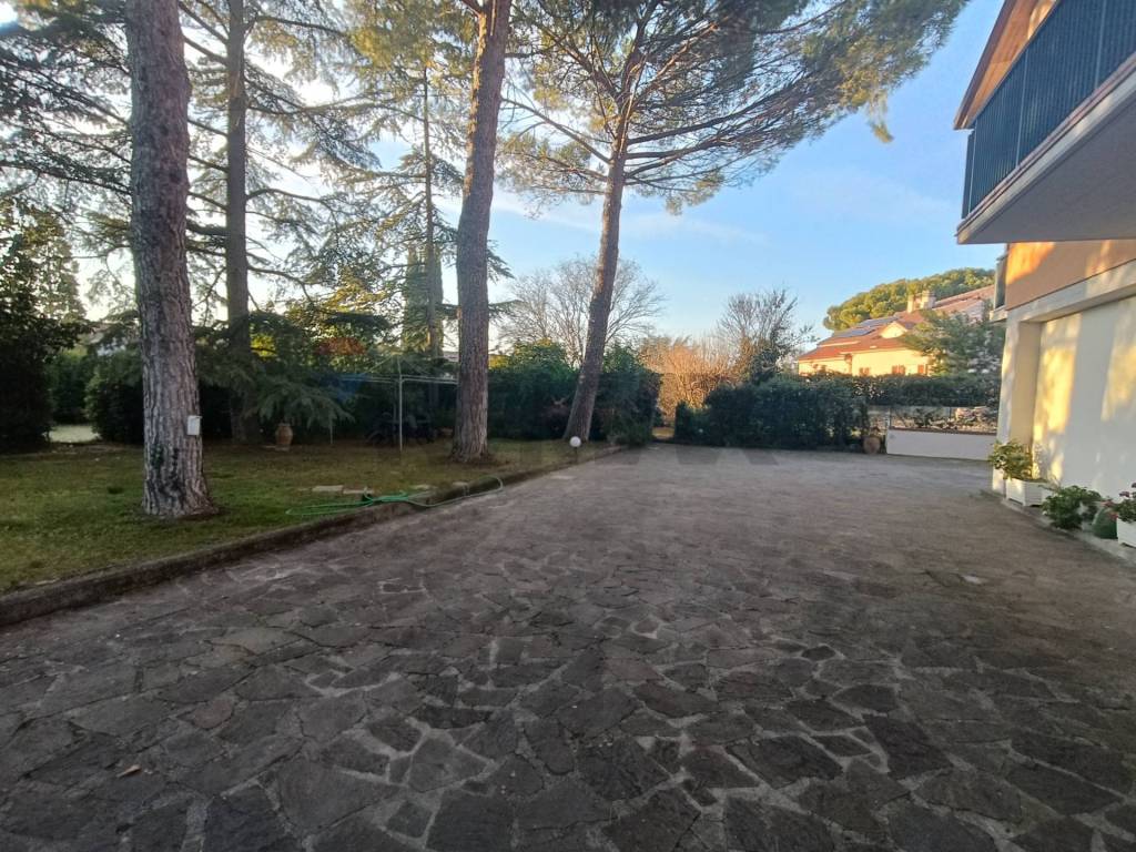 Villa a Perugia in Via Saturnia, 44 - Foto 2