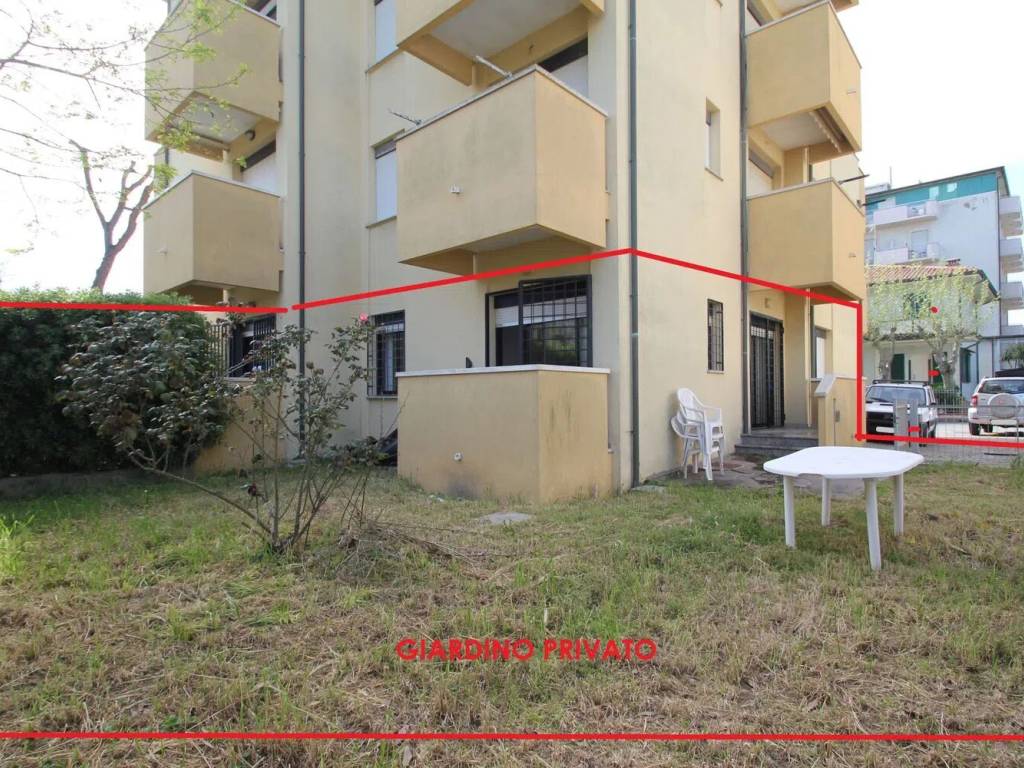 Appartamento a Rimini in Viale Aurelio Minguzzi, 4 - Foto 2