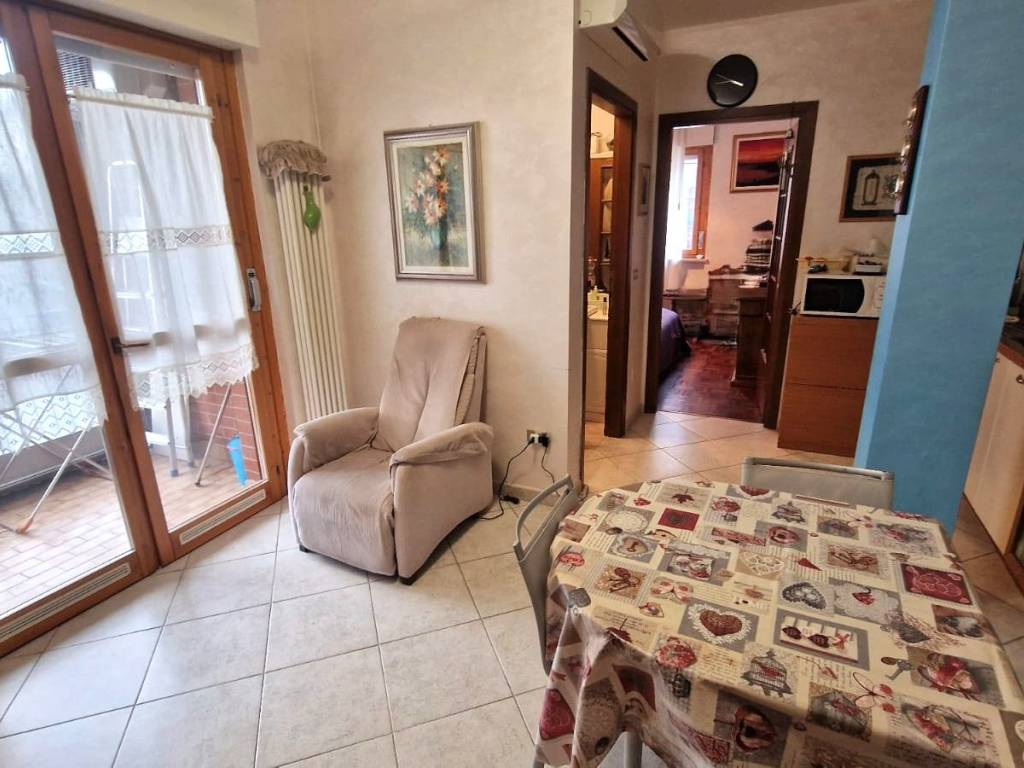 Appartamento a Nichelino in Via Biella, 10 - Foto 2
