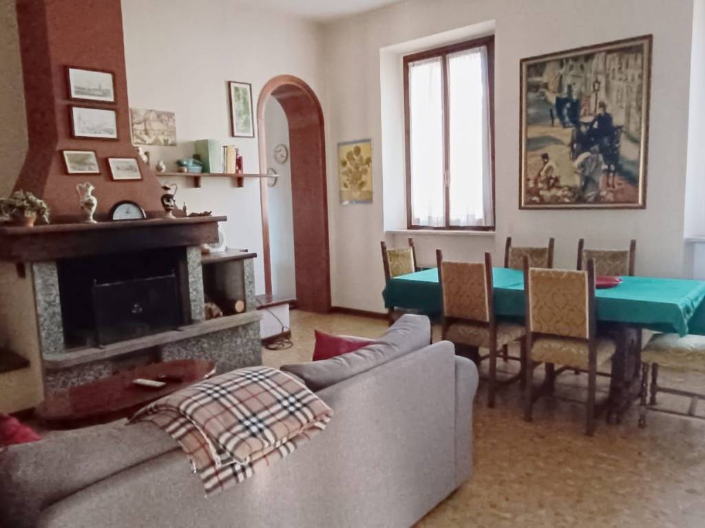 Appartamento a Comabbio in Via Giuseppe Garibaldi, 830 - Foto 5