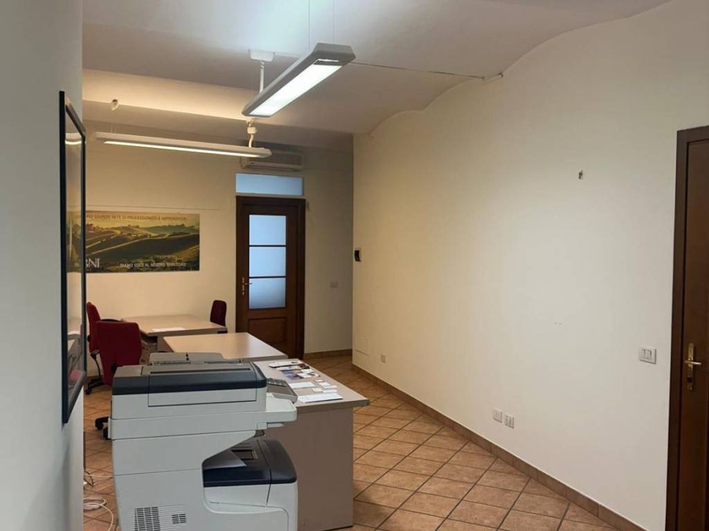 Immobile a Alba in Via Vittorio Emanuele, 42 - Foto 3