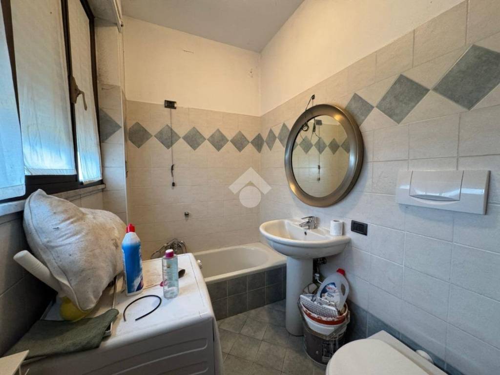 Appartamento a Oleggio in Via Novara, 119 - Foto 5