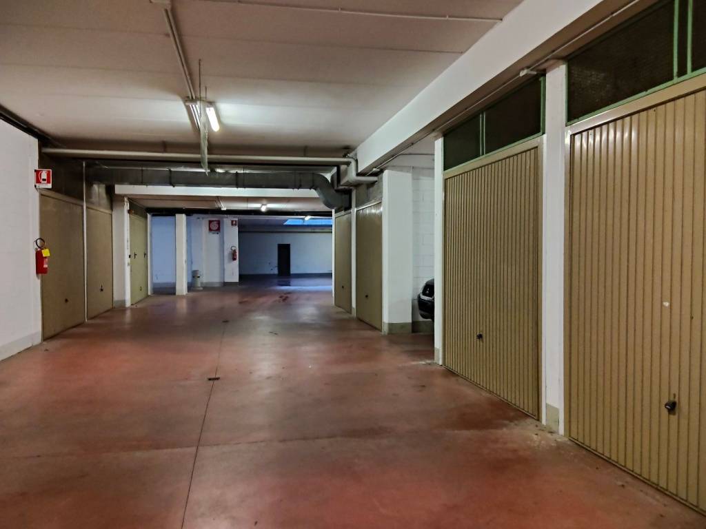 Box / garage a Cuneo in Via San Giovanni Bosco - Foto 3