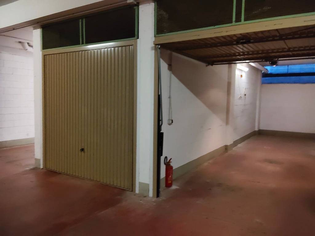 Box / garage a Cuneo in Via San Giovanni Bosco - Foto 4