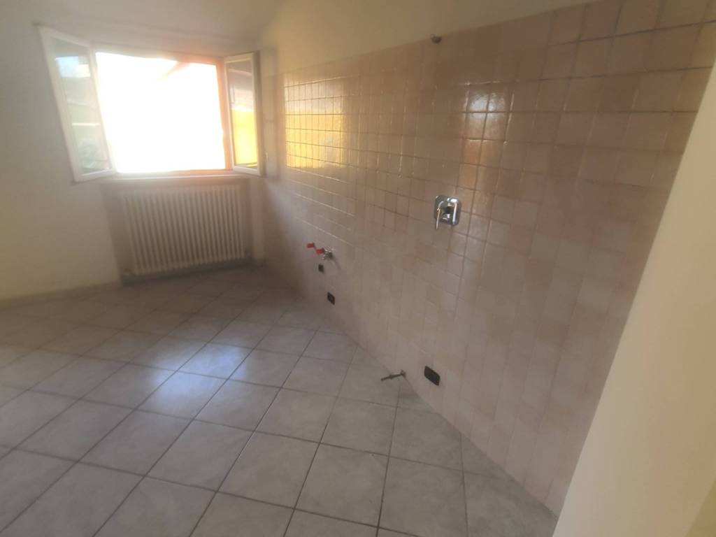 Appartamento a Perugia in Via Umberto Giordano - Foto 2