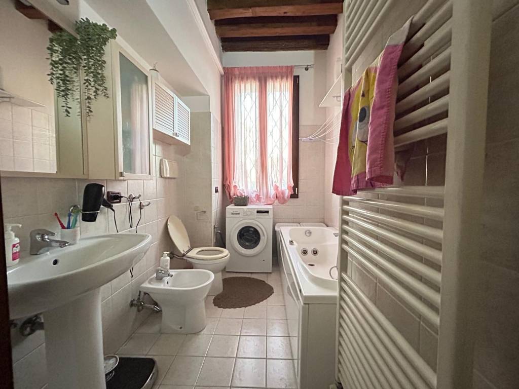 Appartamento a Montecchio maggiore in Via Conti Gualdo, 8 - Foto 5