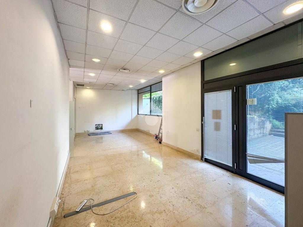 Immobile a Lecco in Corso Giacomo Matteotti, 9 - Foto 2