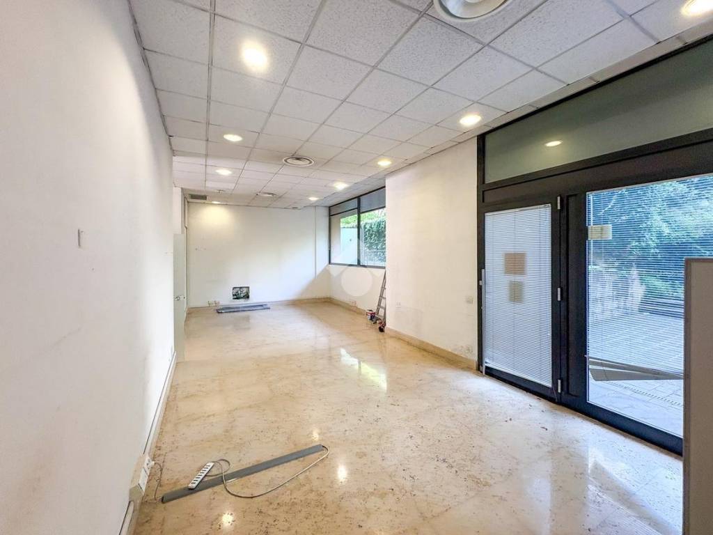 Immobile a Lecco in Corso Giacomo Matteotti, 9 - Foto 3