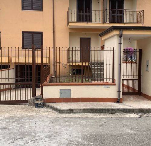 Villetta a schiera a Telese terme in Via Truono 26 - Foto 2