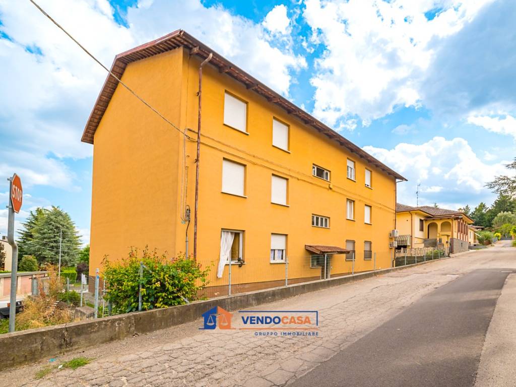 Appartamento a Santa vittoria d'alba in Via Alba, 20 - Foto 2