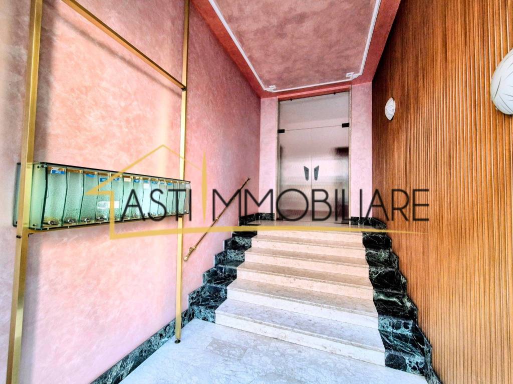 Appartamento a Asti in Via Porta Romana, 17 - Foto 2