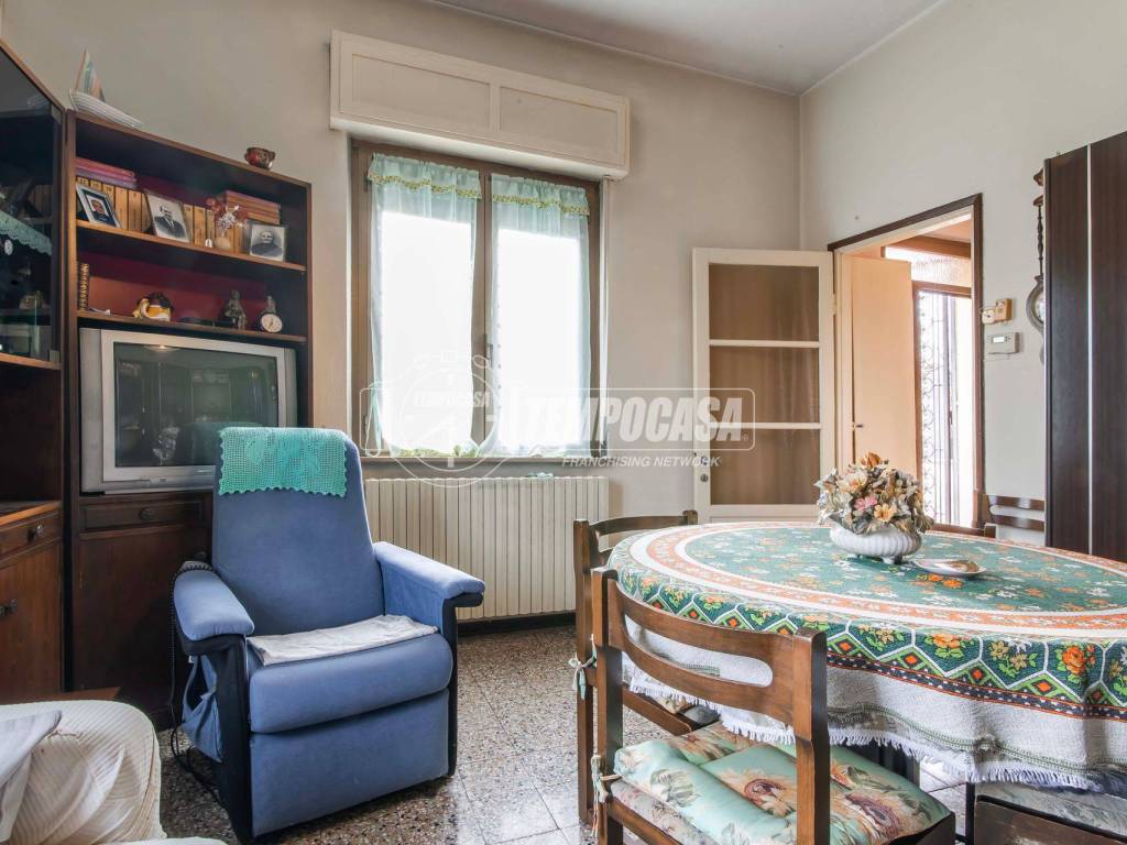 Villa a Solbiate olona in Via Mazzini 86 - Foto 5