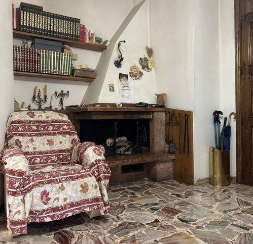 Appartamento a Capolona in Viale Dante Alighieri - Foto 3