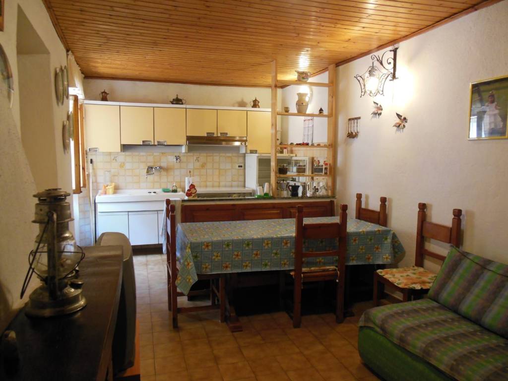 Appartamento a Collegiove in Via Luigi Manzocchi, 9 - Foto 2