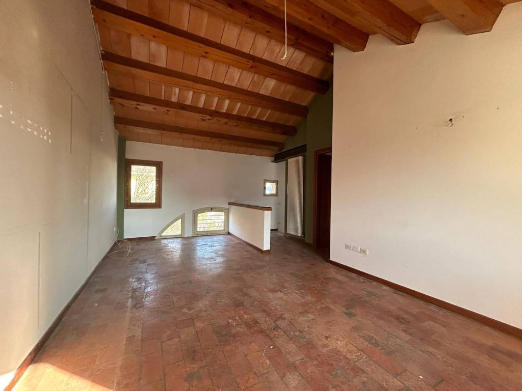 Appartamento a Montecchio maggiore in Via Bivio San Vitale - Foto 5