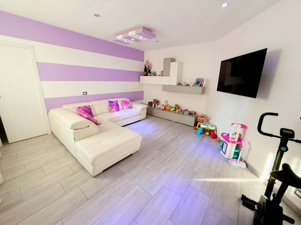 Appartamento a Samarate in Via del Fabbro, 21 - Foto 5