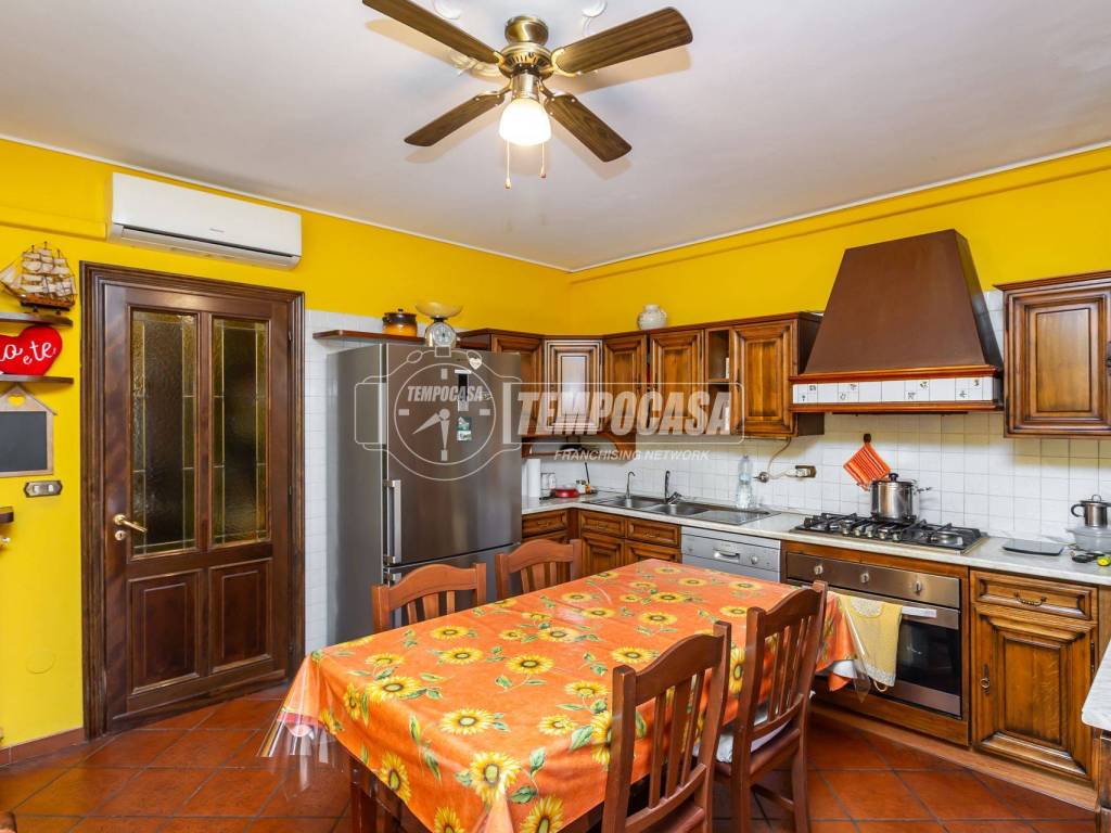 Appartamento a Centallo in Via Torino - Foto 4