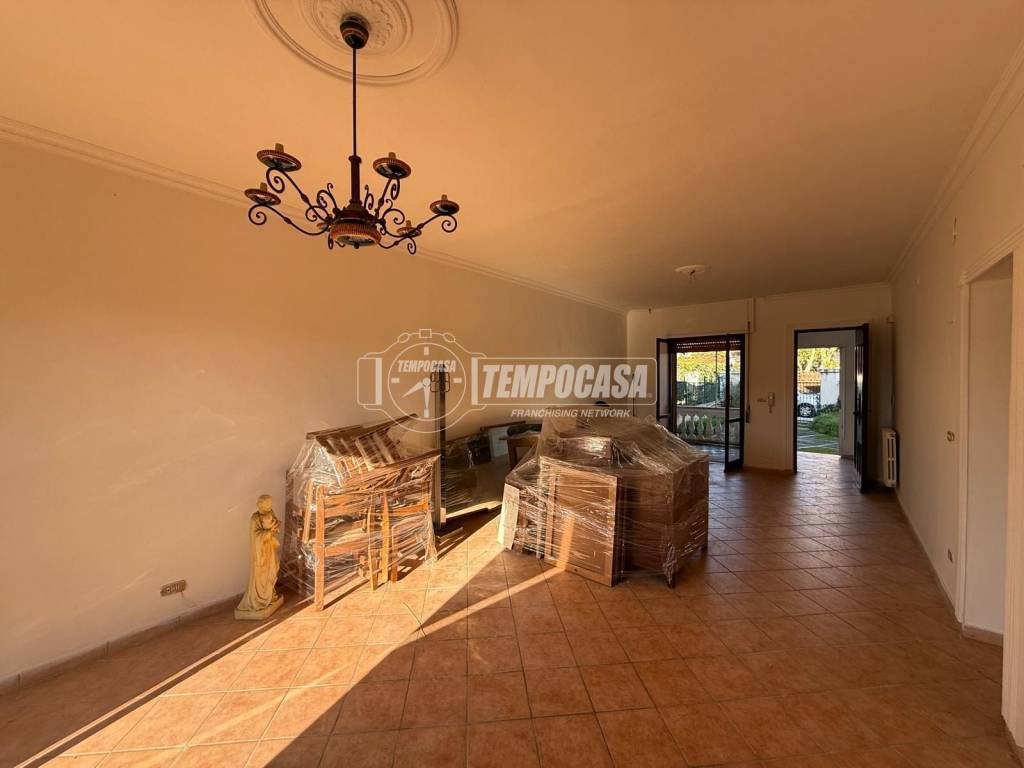 Villa a Giugliano in campania in Via Lago Patria, 247 - Foto 5