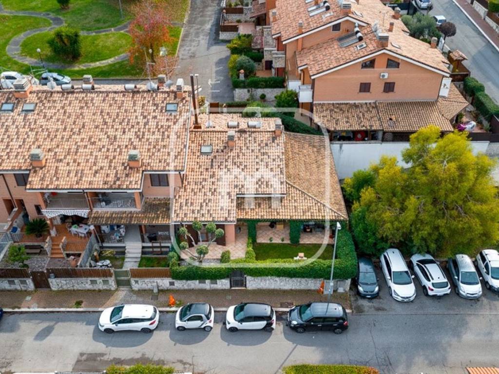 Villetta a schiera a San cesareo in Via Sibilla Aleramo, 82 - Foto 2