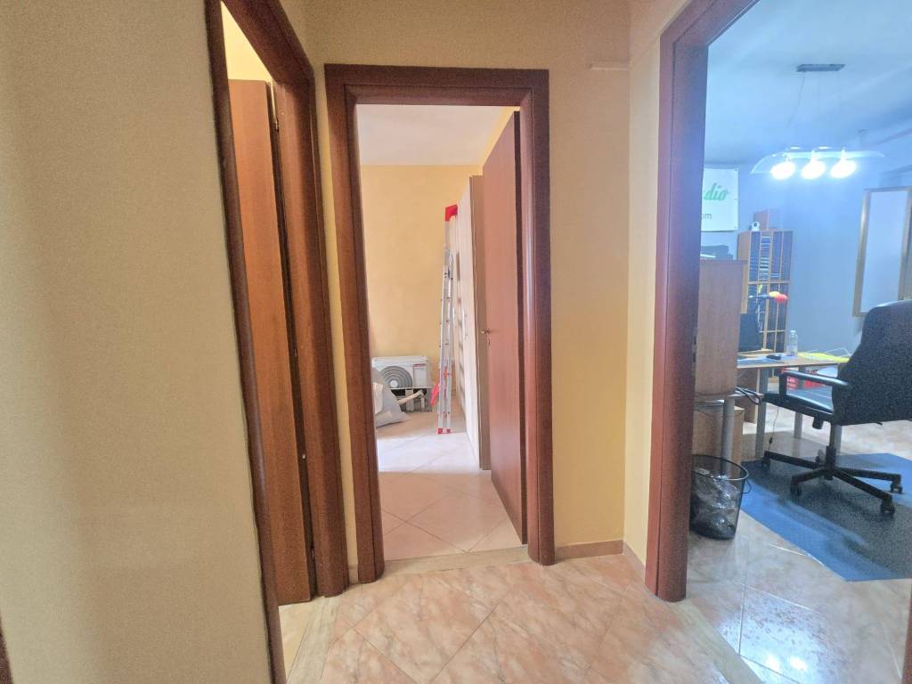 Appartamento a Vibo valentia in Via Catullo, 1 - Foto 5