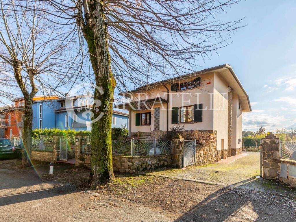 Villa a Asciano in Via Fiume - Foto 2