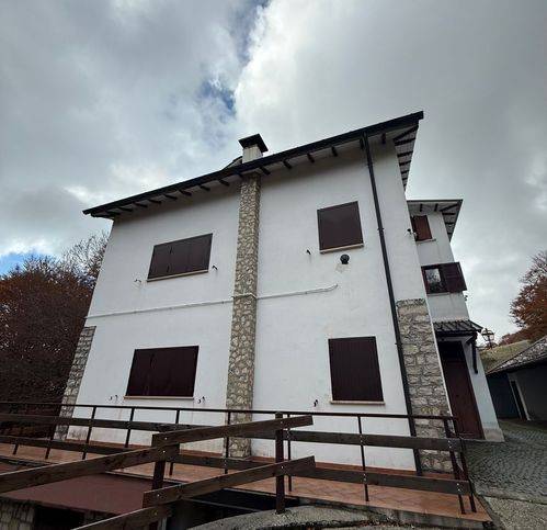 Appartamento a Subiaco in Via Delle Margherite - Foto 2