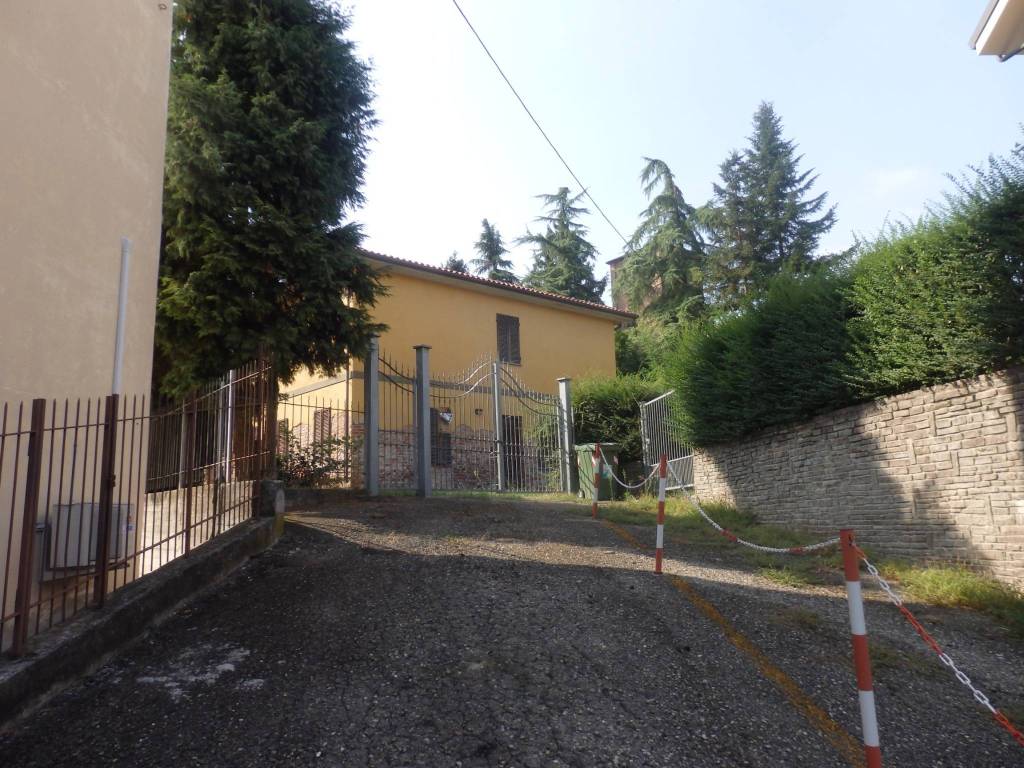 Villa a Asti in Via Leopoldo Fregoli - Foto 4