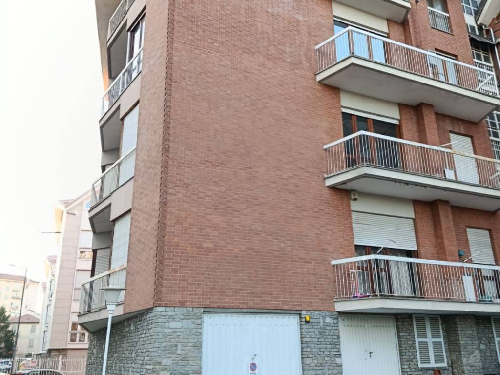 Appartamento a Asti in Via Michelangelo Pittatore, 31 - Foto 3