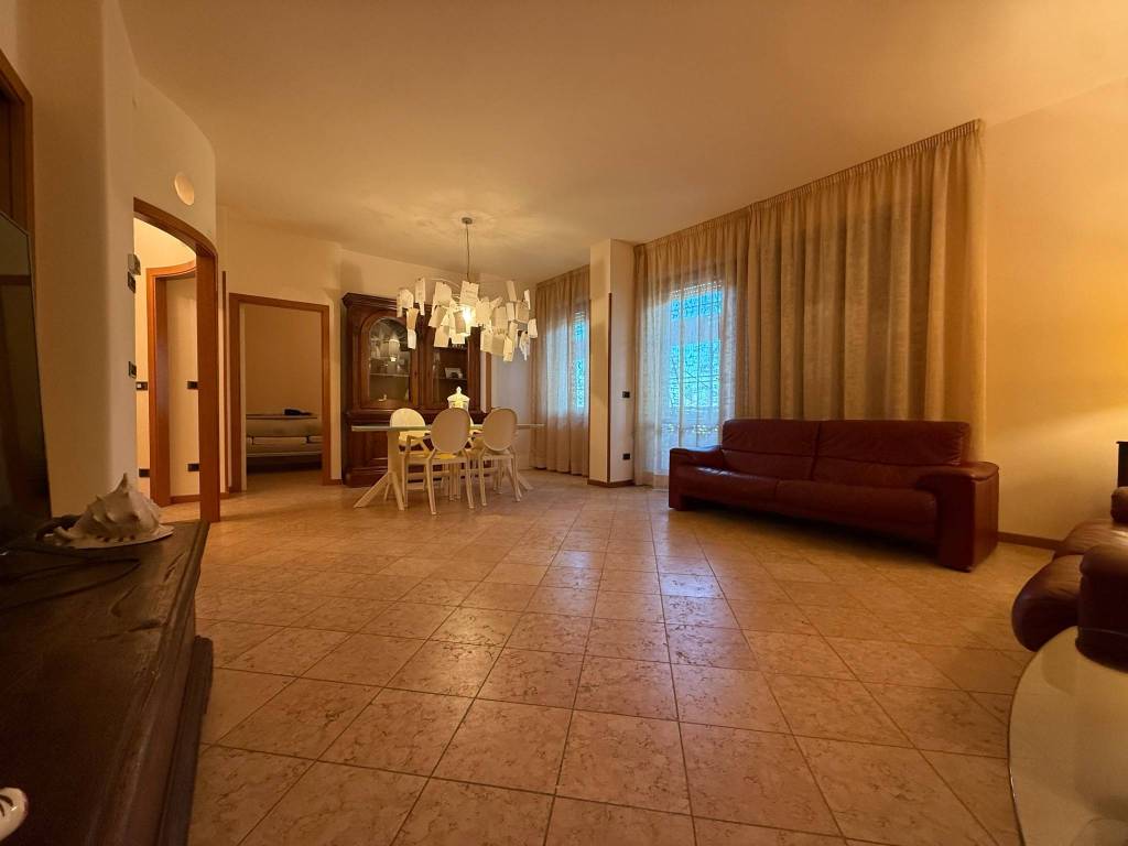 Appartamento a Civitanova marche in Via del Grappa, 59 - Foto 3