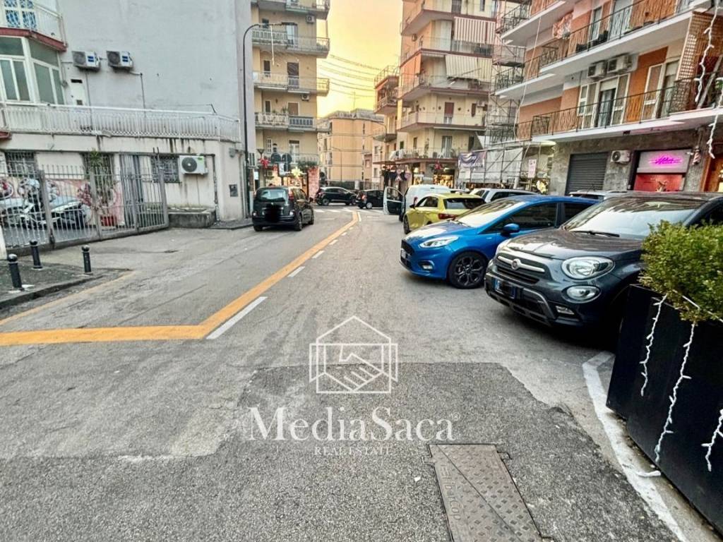 Box / garage a Portici in Via Gaetano Poli, 43 - Foto 3