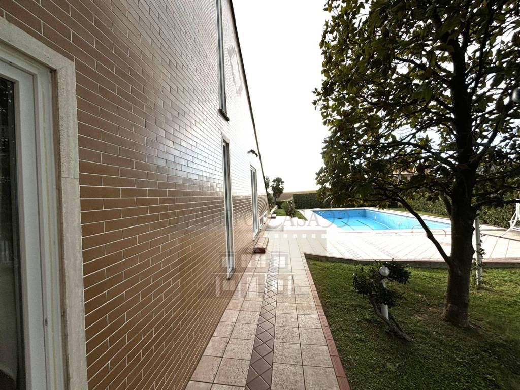 Villa a Colonnella in Via Fonte Ottone, 9 - Foto 3