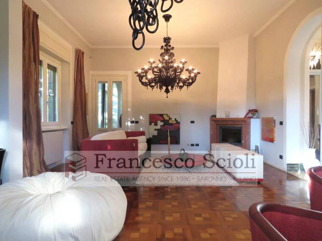 Villa a Saronno in Via Novara, 17 - Foto 4