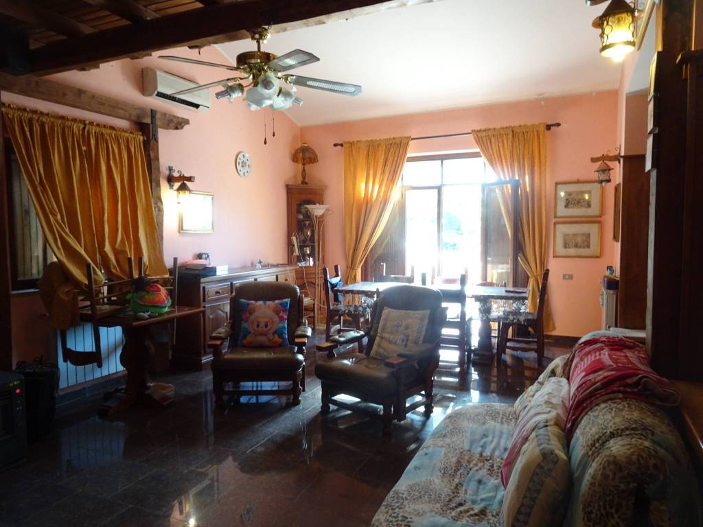 Villa a Palombara sabina in Strada della Salvia, 2 - Foto 3