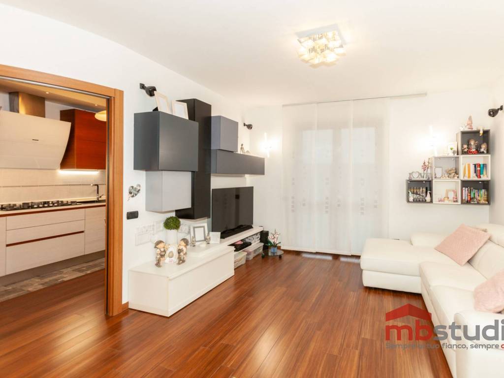 Appartamento a Lonate ceppino in Via Sally Mayer - Foto 5