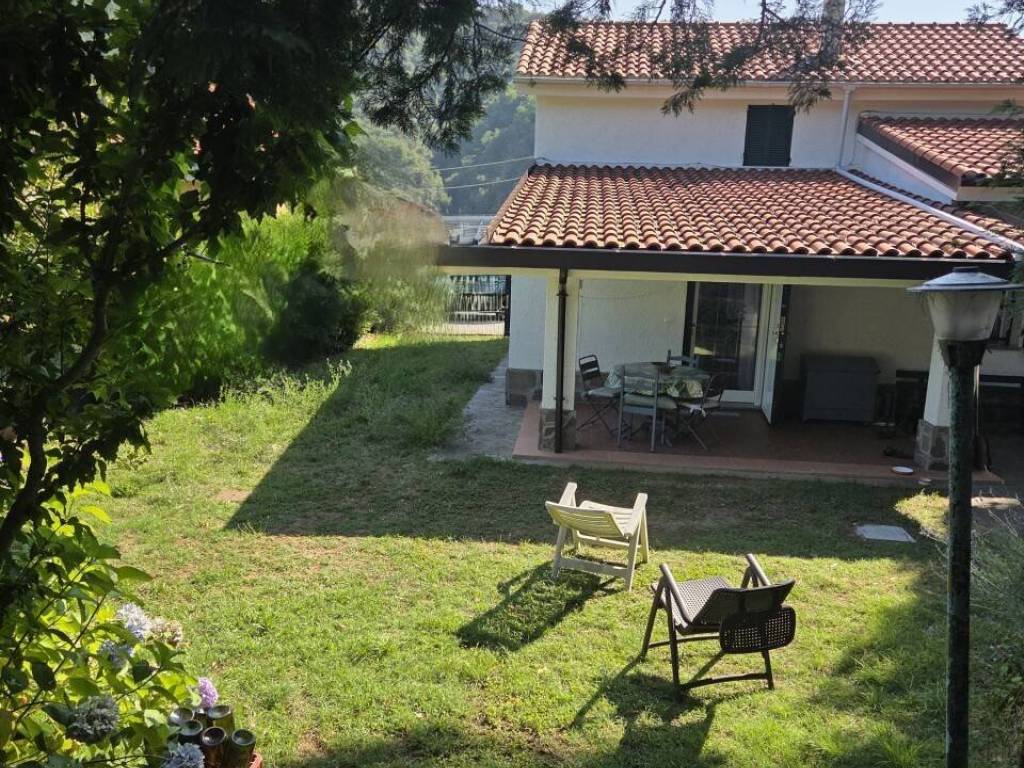 Villa a Quiliano in Via Morosso, 8 - Foto 2