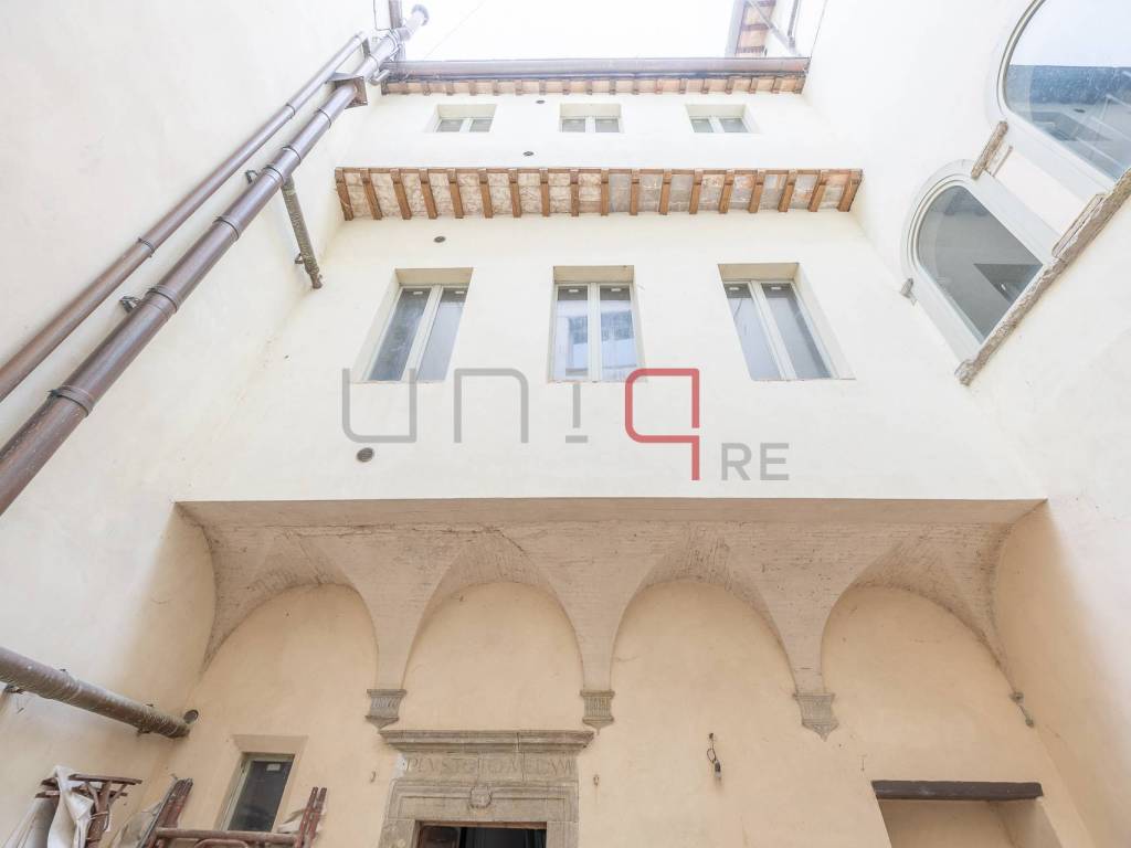 Palazzo / stabile a Spoleto in Vicolo San Filippo - Foto 4