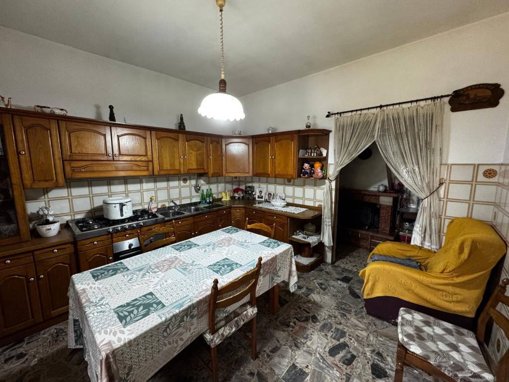 Villa a Ortona in Strada Provinciale Tollo-Villa San Leonardo - Foto 2