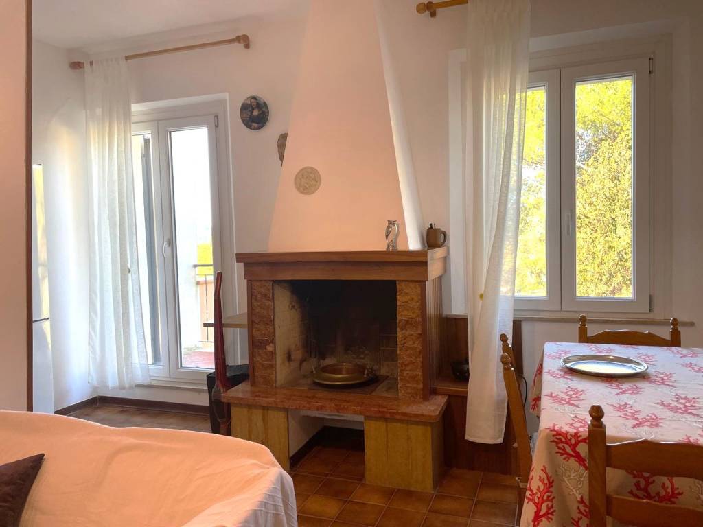 Casa indipendente a Fermo in Contrada San Salvatore - Foto 3