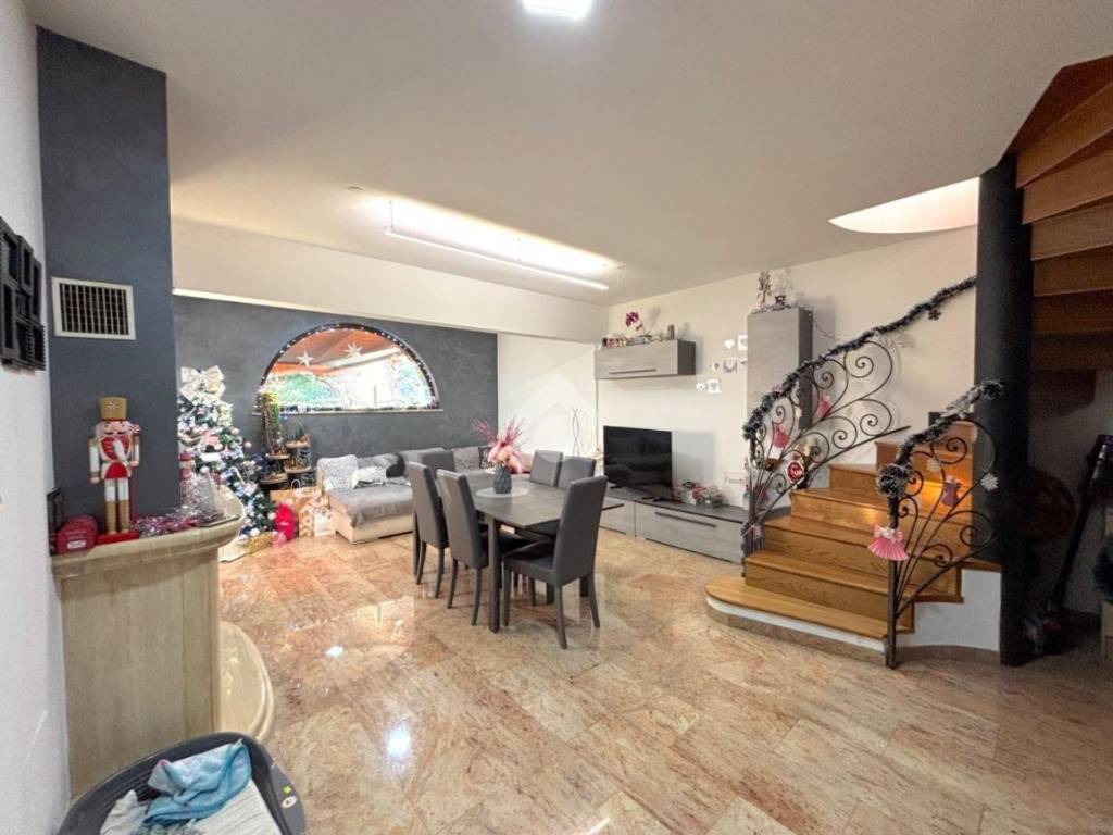 Villa a Genzano di roma in Via Giorgio Morandi, 18 - Foto 2